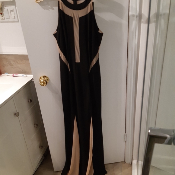 Prom dress - Picture 2 of 6